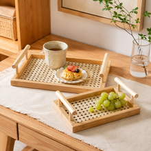 Bamboo dinner plates