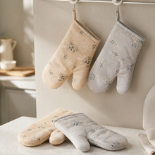 Floral Oven Mitt
