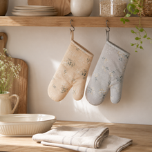 Floral Oven Mitt